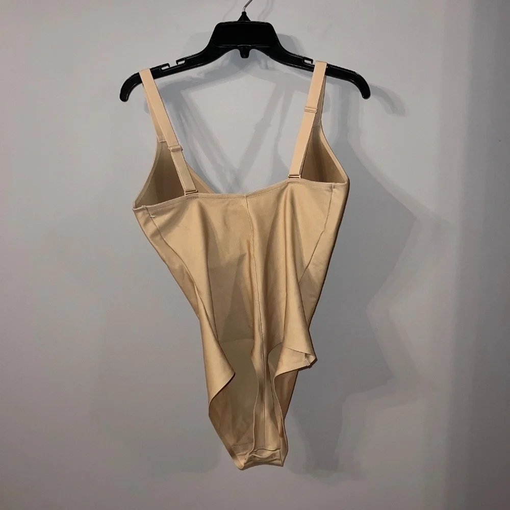 SKIMS UNDERWIRE BODY PUSH-UP THONG BODYSUIT CLAY BEIGE XL